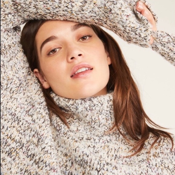 Lou & Grey Sweaters - Lou & Grey oversized chunky sweater